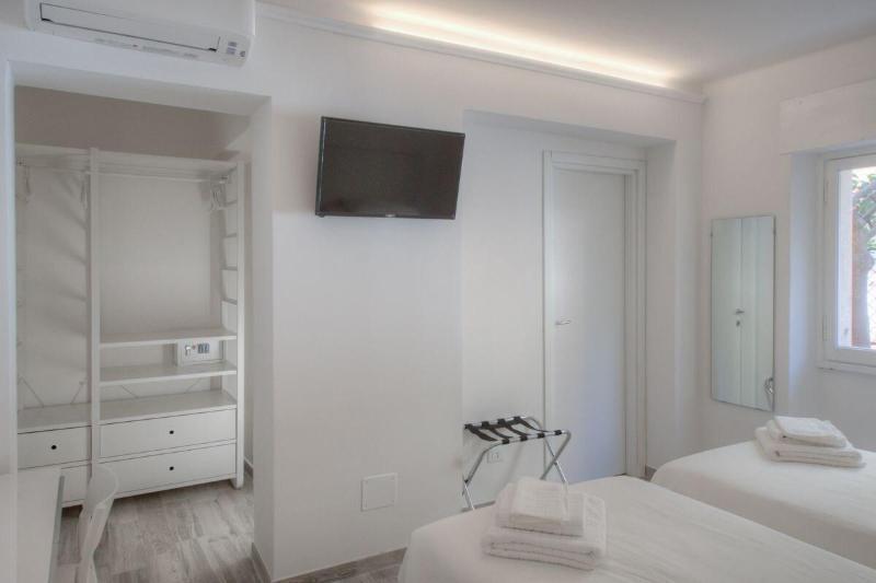 Hotel Rione San Carlo Finale Ligure Exterior foto