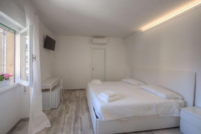 Hotel Rione San Carlo Finale Ligure Exterior foto