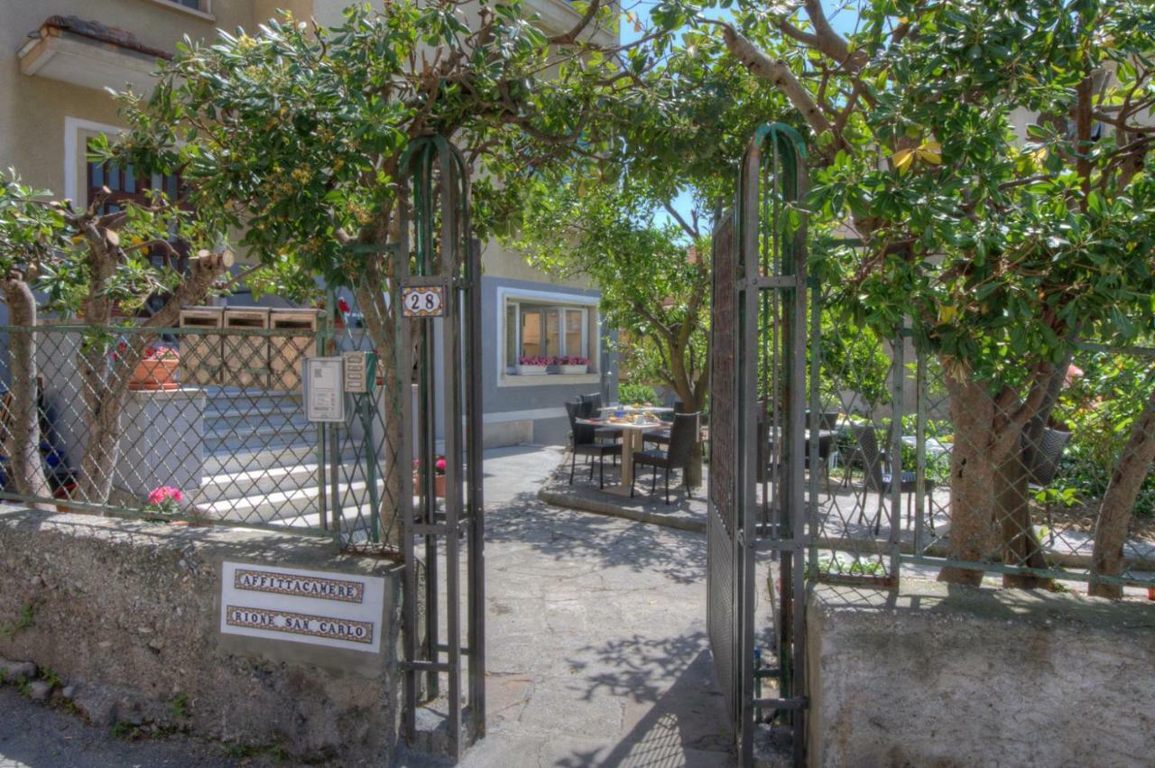 Hotel Rione San Carlo Finale Ligure Exterior foto