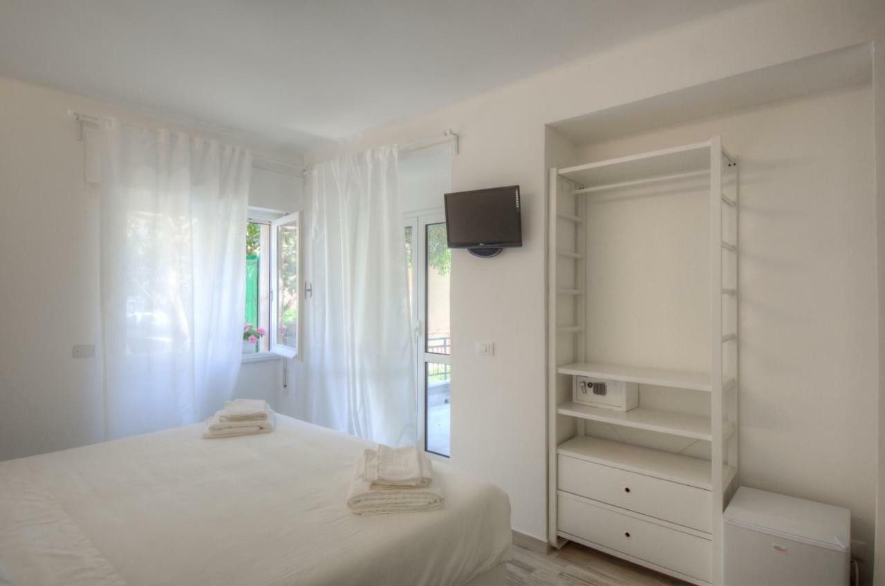Hotel Rione San Carlo Finale Ligure Exterior foto