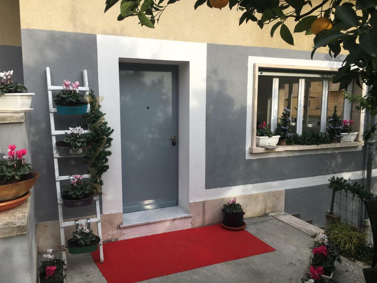 Hotel Rione San Carlo Finale Ligure Exterior foto